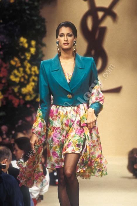 ysl runaway details